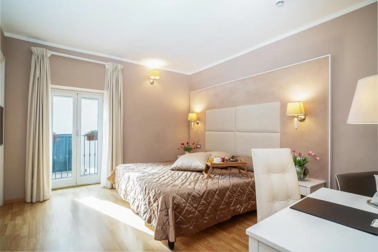 Hotel Centrale gallery image 7