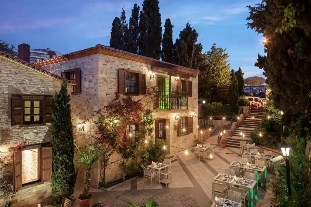 DoubleTree by Hilton Kusadasi gallery image 14