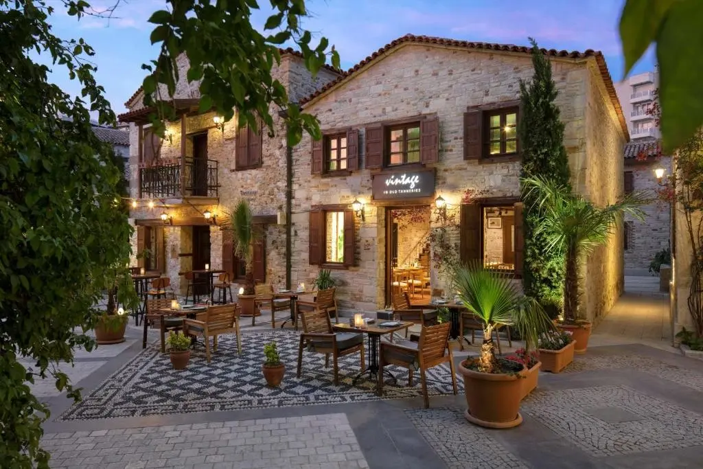 DoubleTree by Hilton Kusadasi gallery image 3