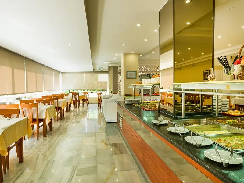 Monarque El Rodeo (AGP) gallery image 16
