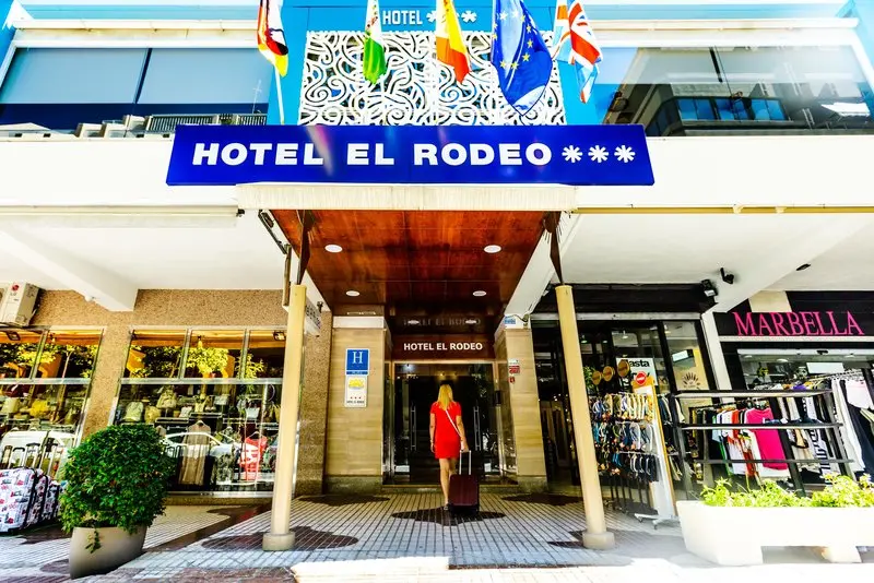 Monarque El Rodeo (AGP) gallery image 2