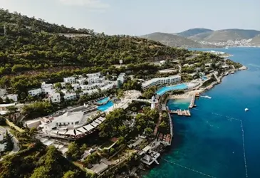 Blue Dreams Resort & Spa