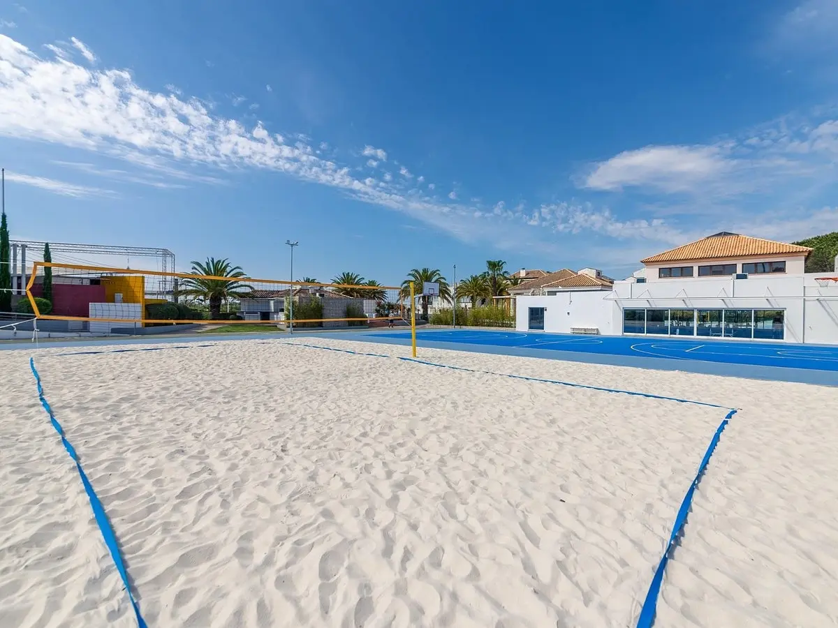 Golden Club Cabanas gallery image 18
