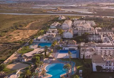 Golden Club Cabanas