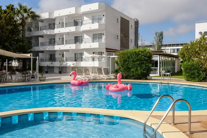Vibra Isola Hotel ( Ex Club La Noria)