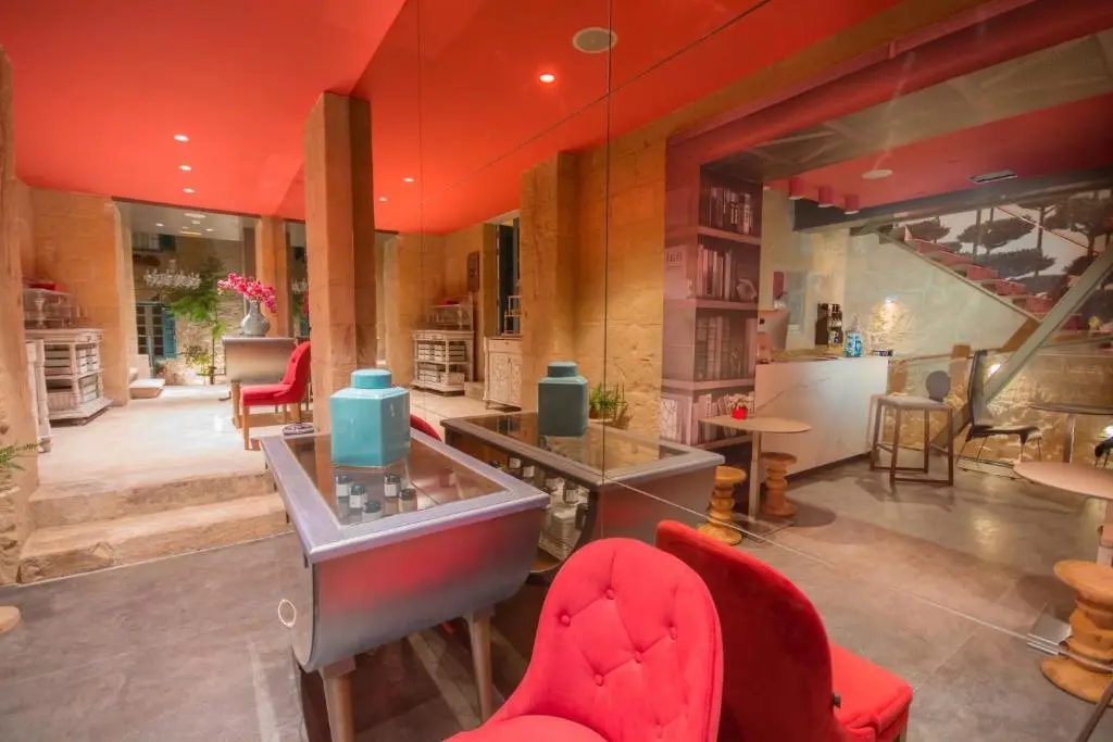 The Vincent Hotel gallery image 3
