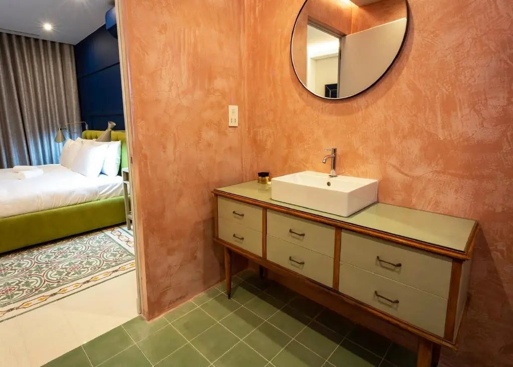 The Vincent Hotel gallery image 8