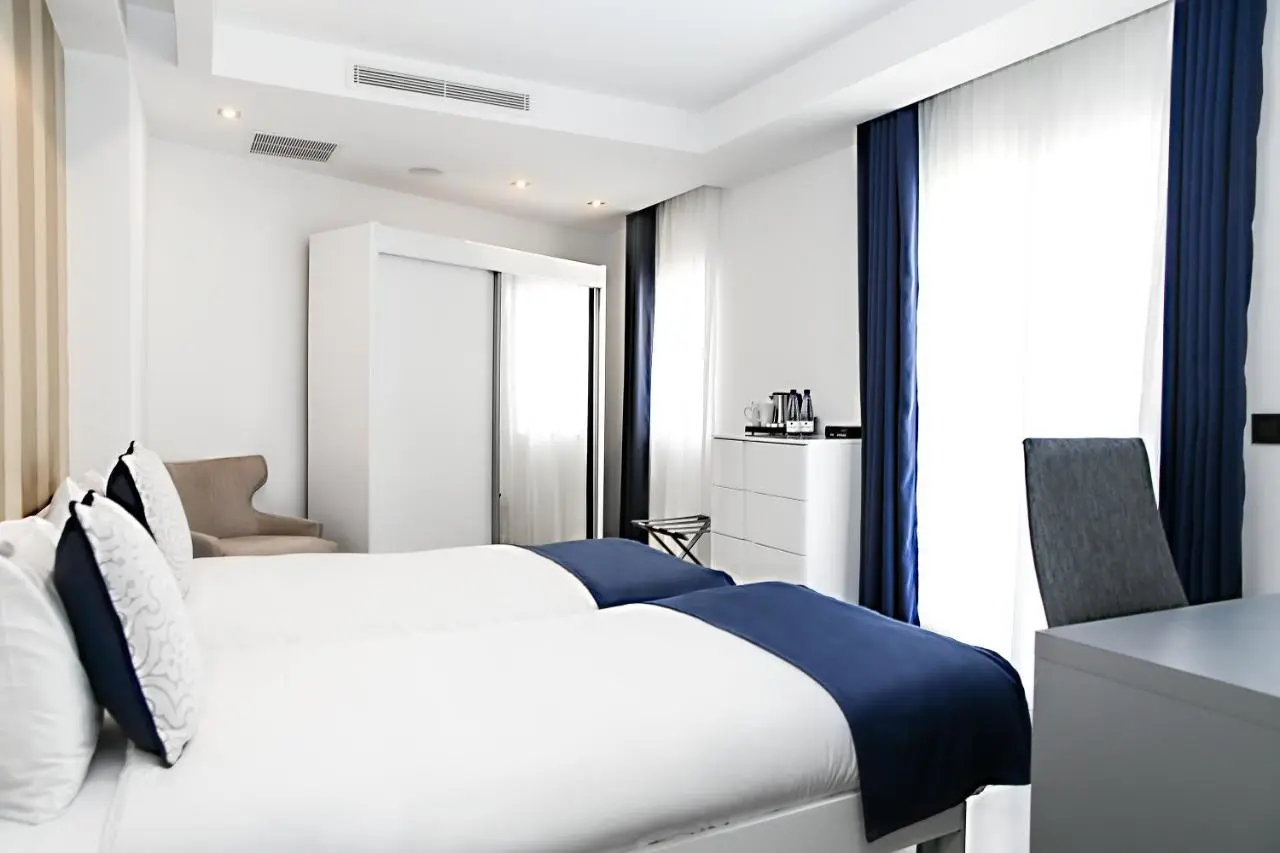 Pebbles Boutique Aparthotel gallery image 6