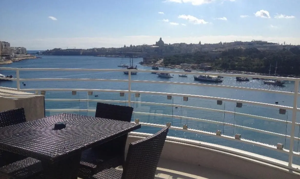 Pebbles Boutique Aparthotel