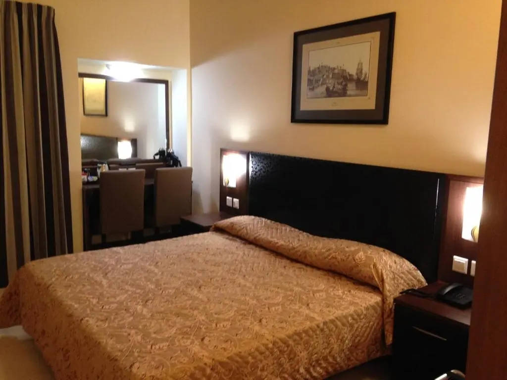 Grand Harbour Hotel gallery image 9