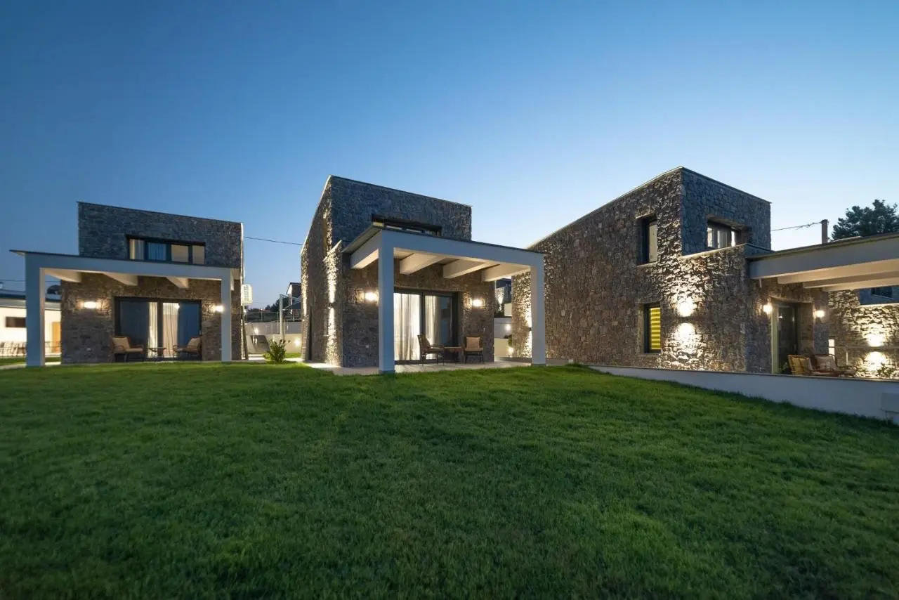 Terra Olivia Luxury Villas & Suites gallery image 3
