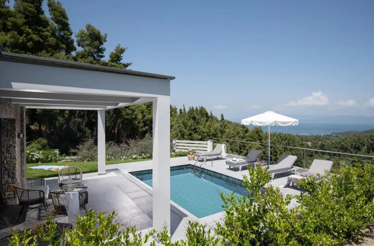 Terra Olivia Luxury Villas & Suites gallery image 4