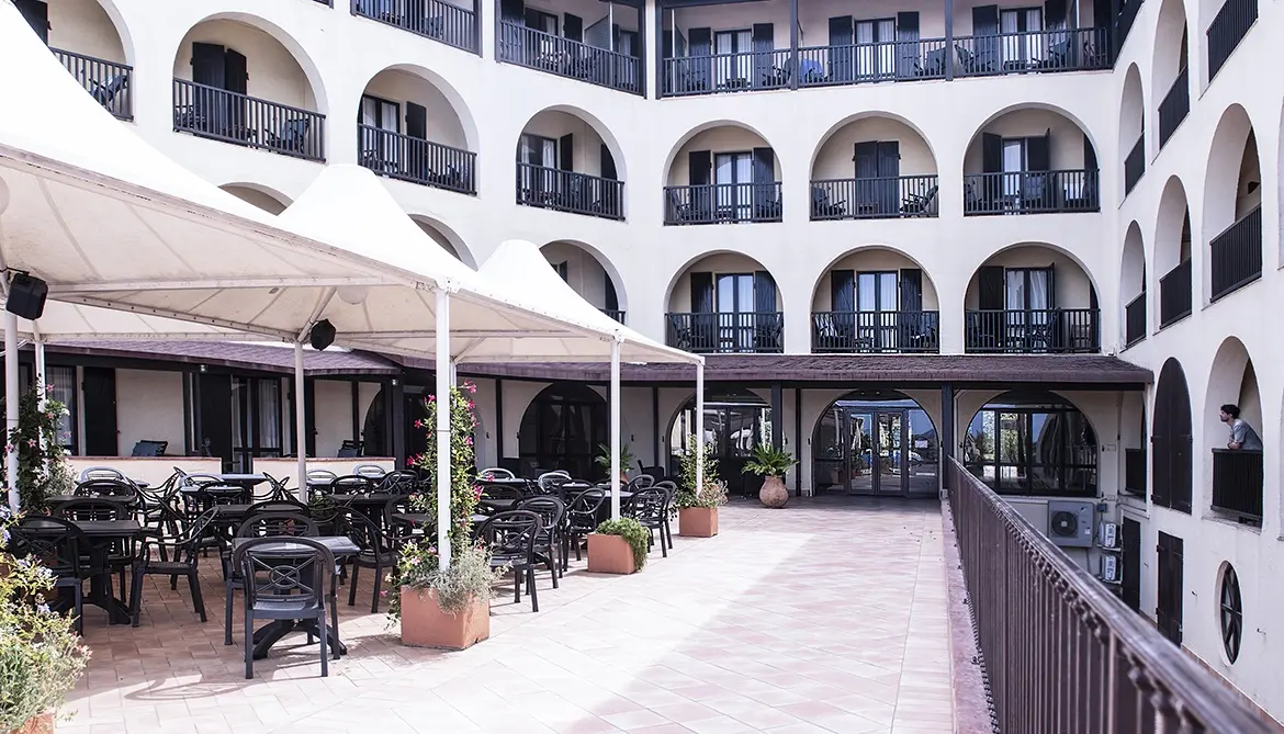 Calabona Hotel gallery image 24