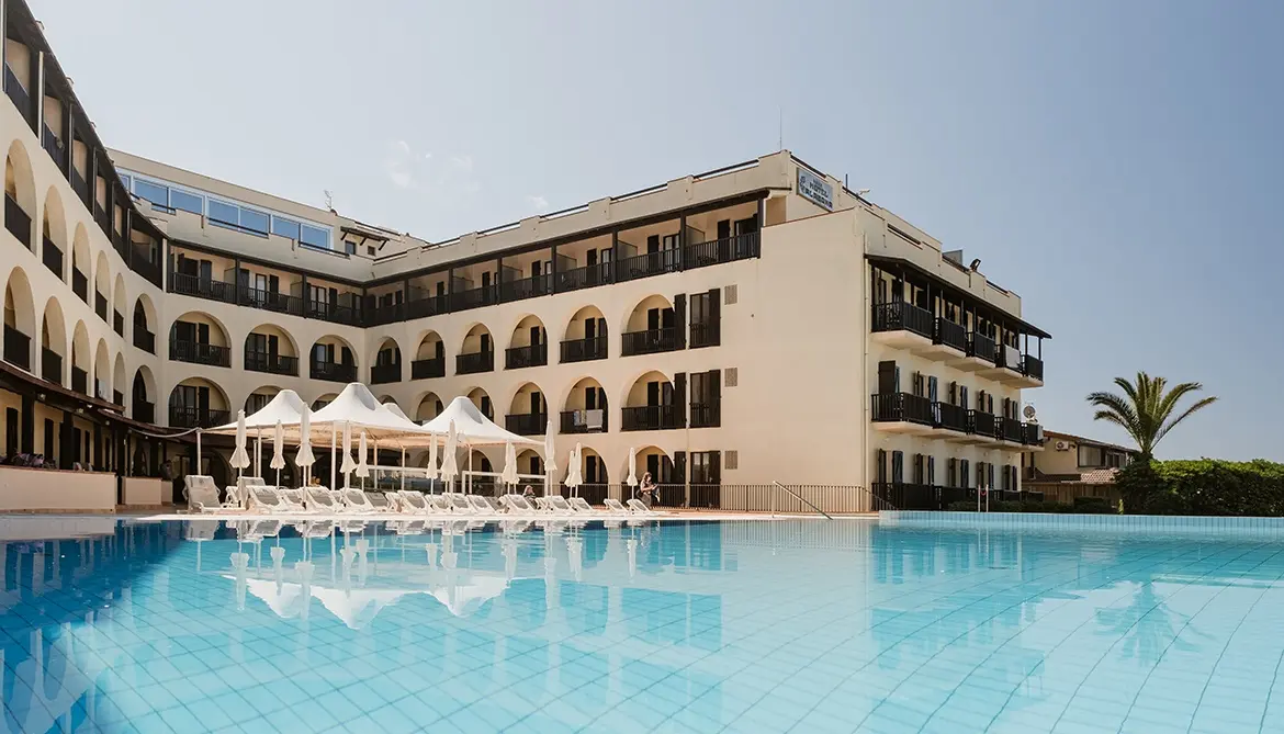 Calabona Hotel gallery image 7