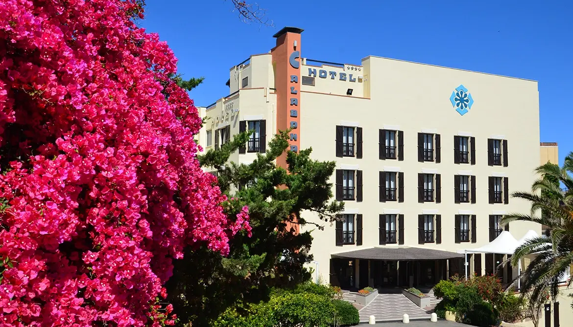 Calabona Hotel gallery image 8