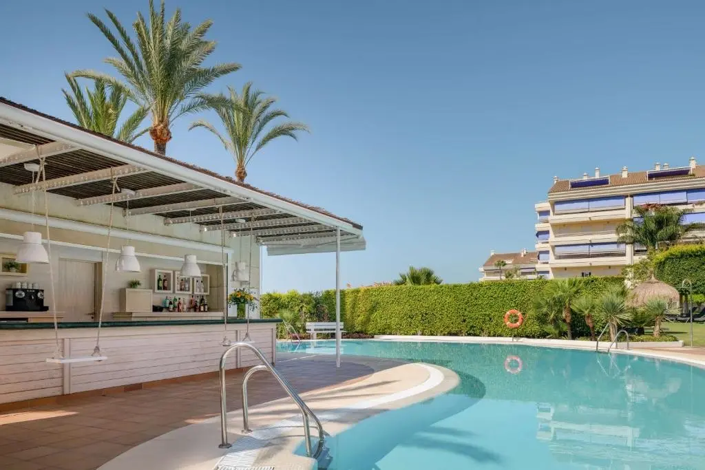 NH Marbella Hotel gallery image 1