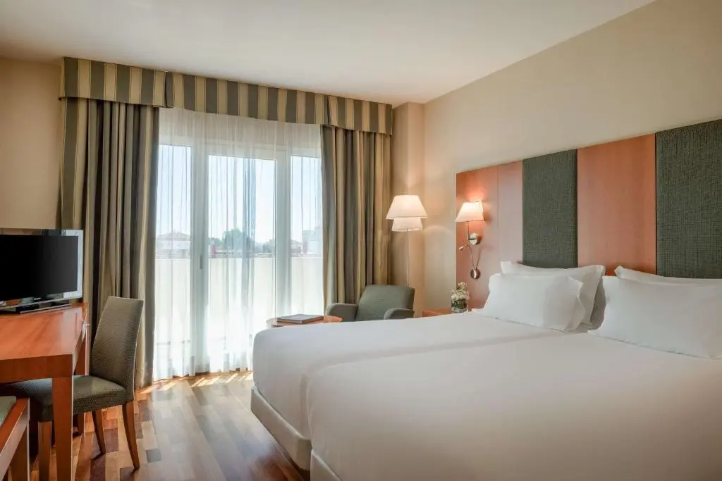 NH Marbella Hotel gallery image 11