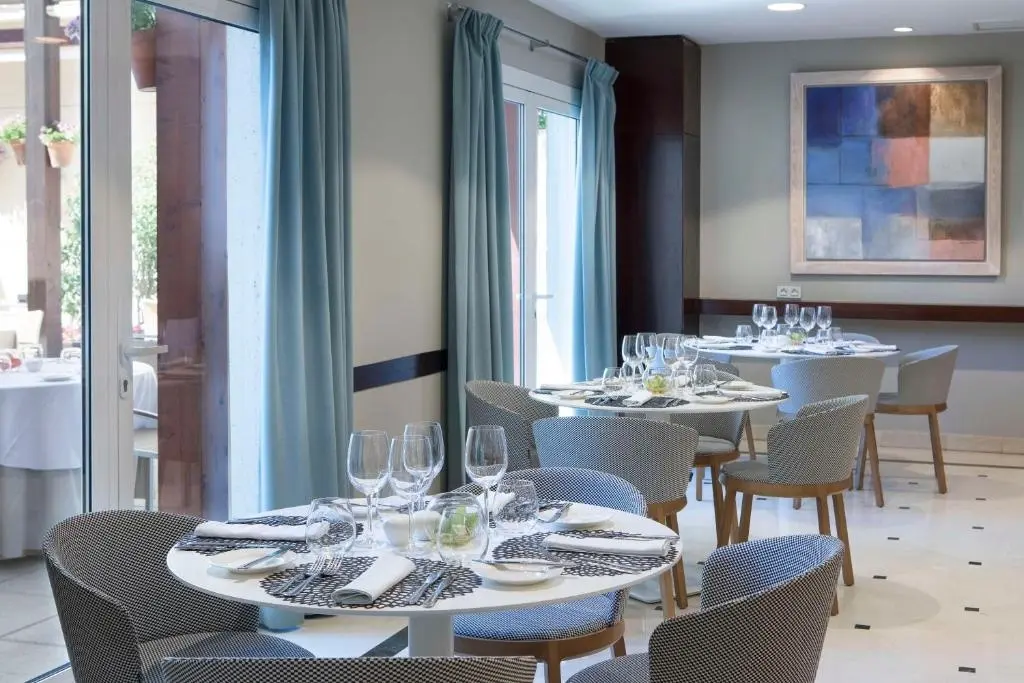 NH Marbella Hotel gallery image 5