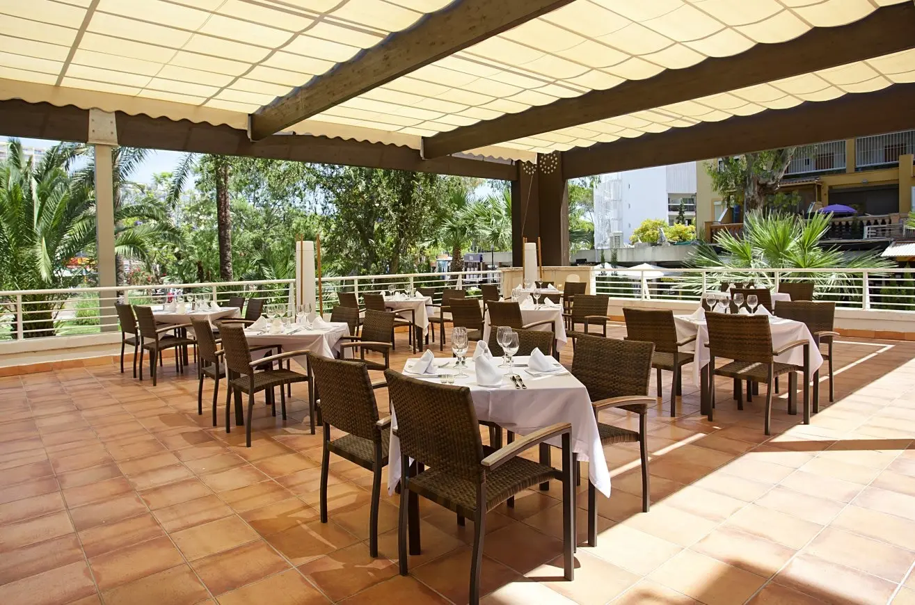 Fergus Bermudas Hotel gallery image 13
