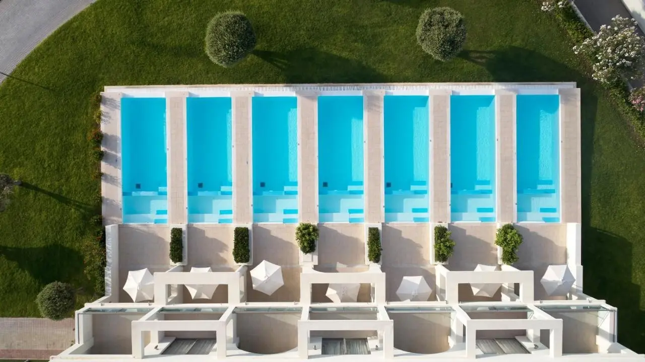 Apollo Blue Hotel gallery image 8