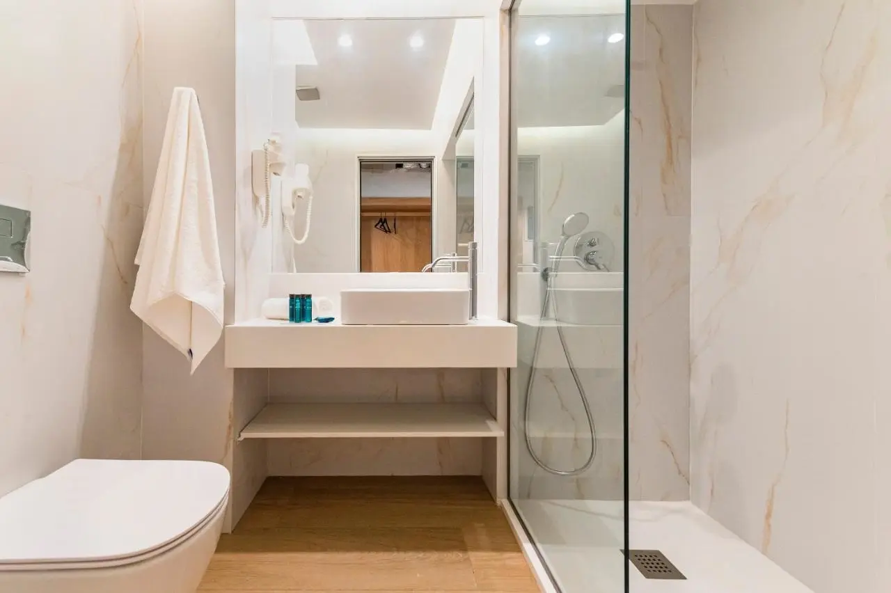 Acandia Hotel gallery image 9