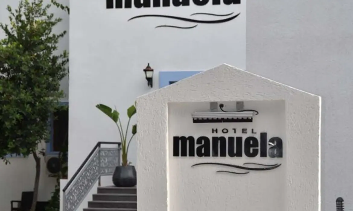 Manuela Hotel
