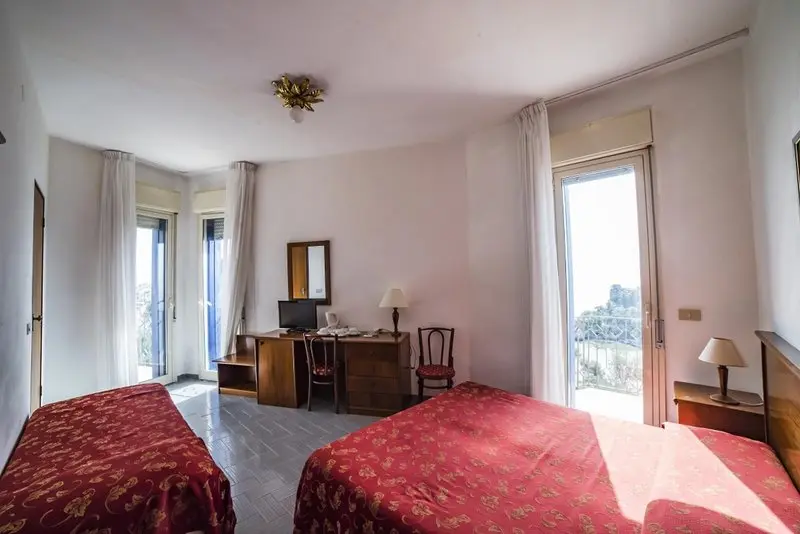 Isola Bella Hotel gallery image 3