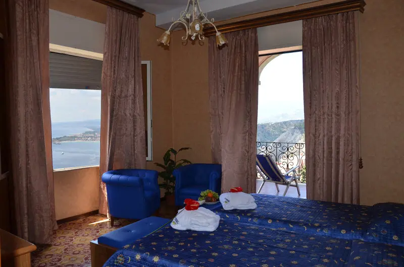 Taormina Park Hotel gallery image 2