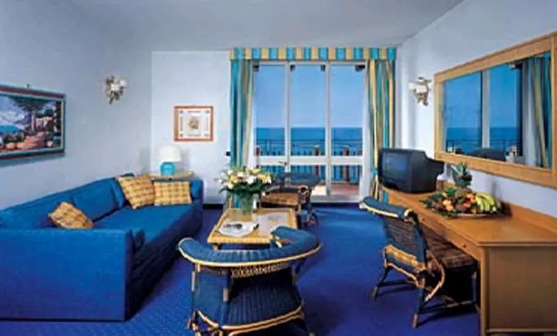 Una Capotaormina Hotel gallery image 4