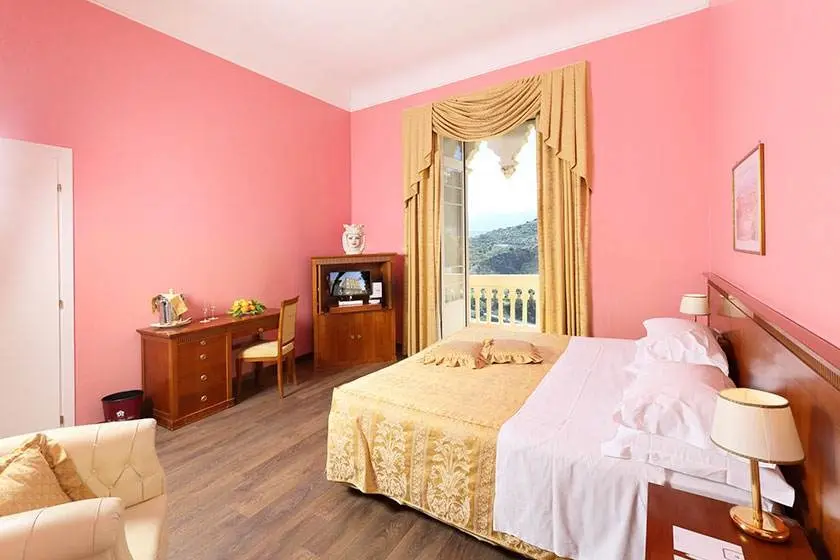Excelsior Palace Hotel gallery image 24