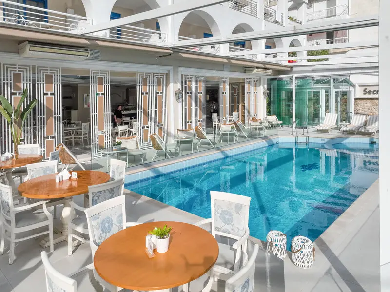Secret Paradise Hotel gallery image 3