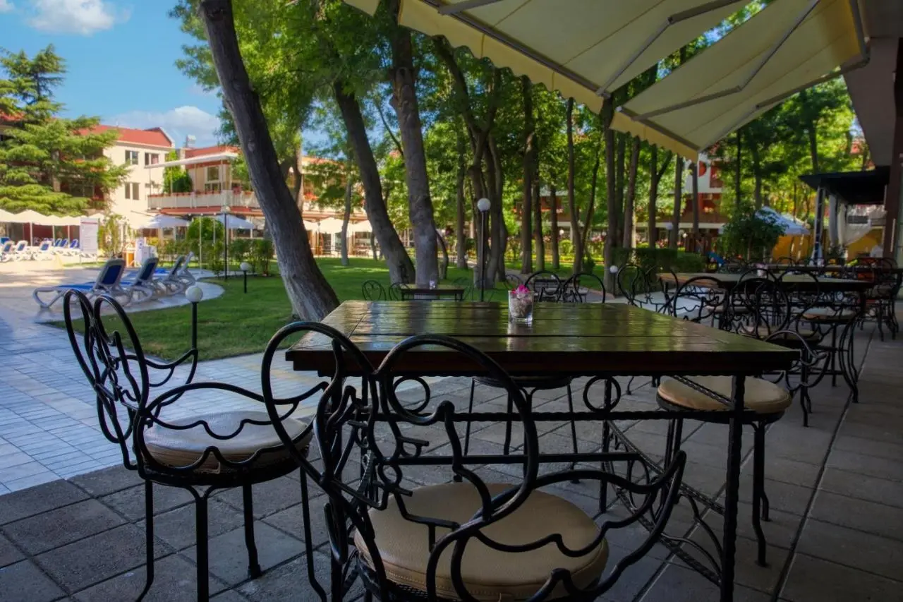 Asteria Family Sunny Beach Hotel gallery image 12