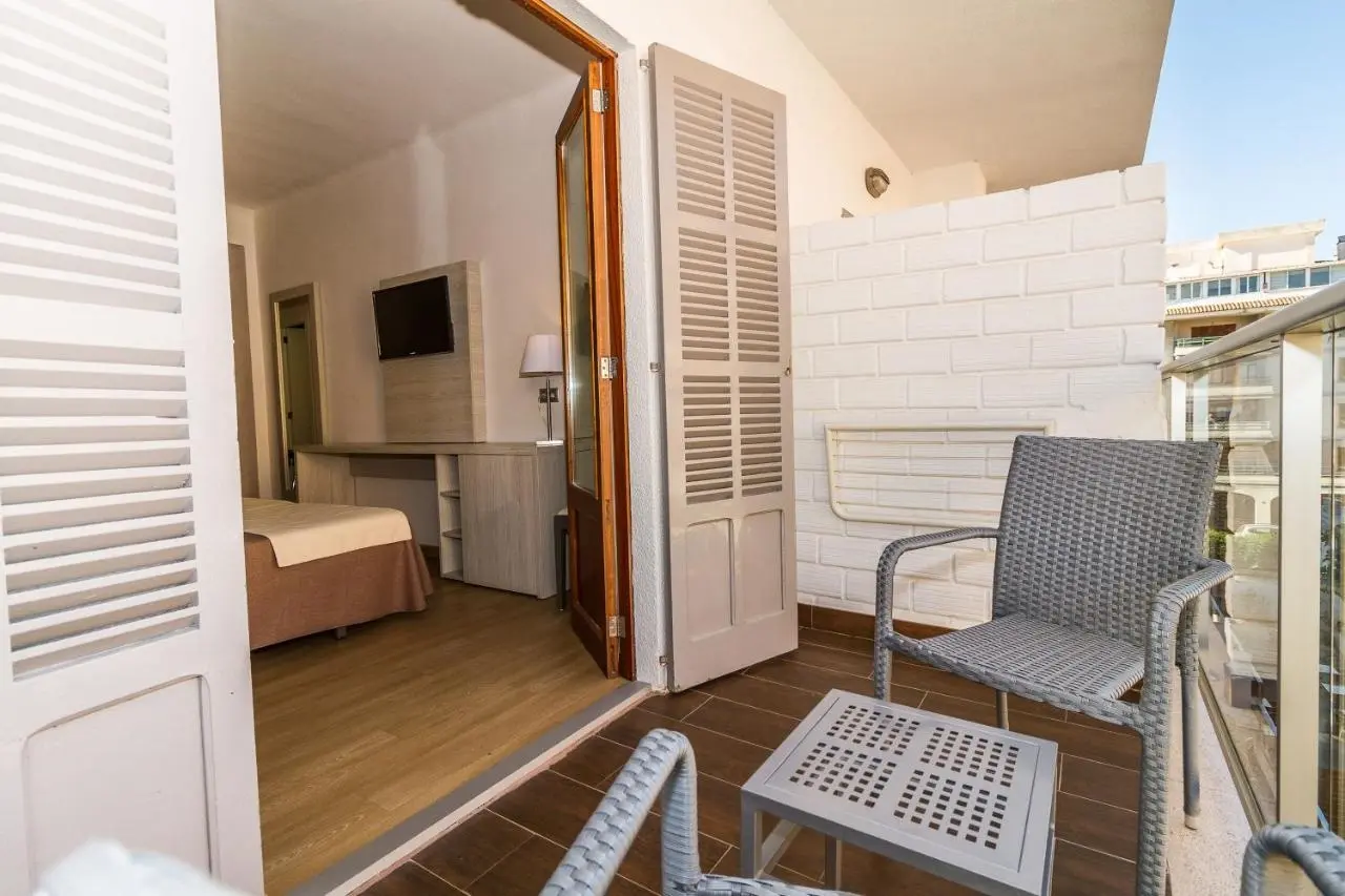 EIX Alcudia Hotel gallery image 12