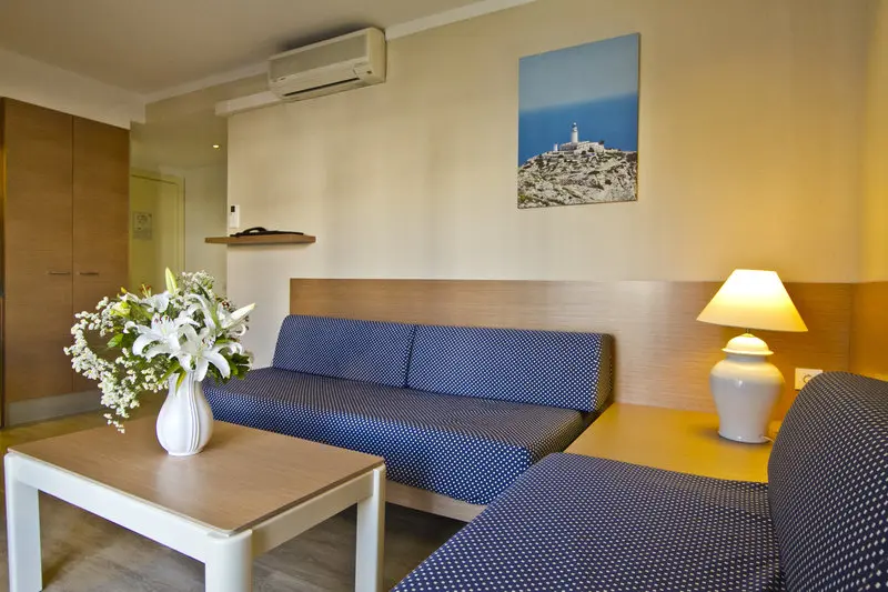 Flora ApartHotel