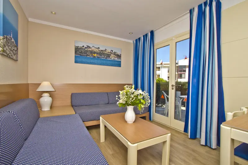 Flora ApartHotel gallery image 3