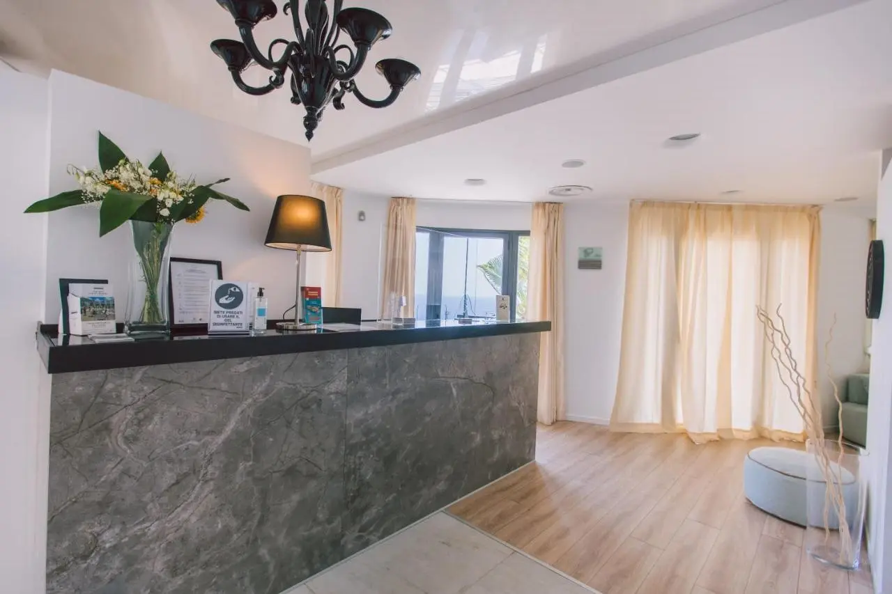Taormina Palace Hotel gallery image 5