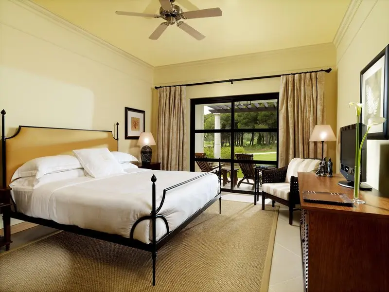 Pine Cliffs Resort gallery image 28