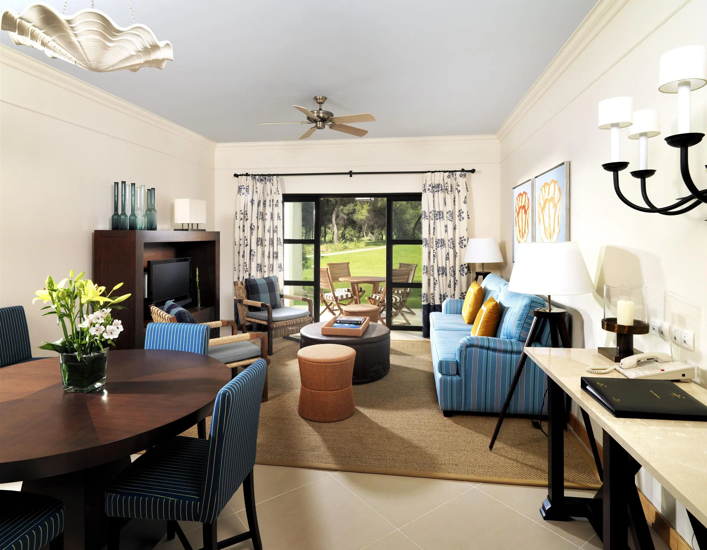 Pine Cliffs Resort gallery image 29