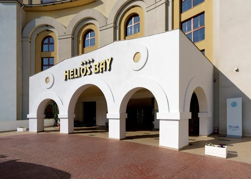 Alua Helios Bay gallery image 17