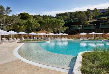 Cala Pola Camping