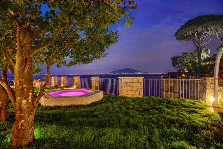 Cliffside Manor