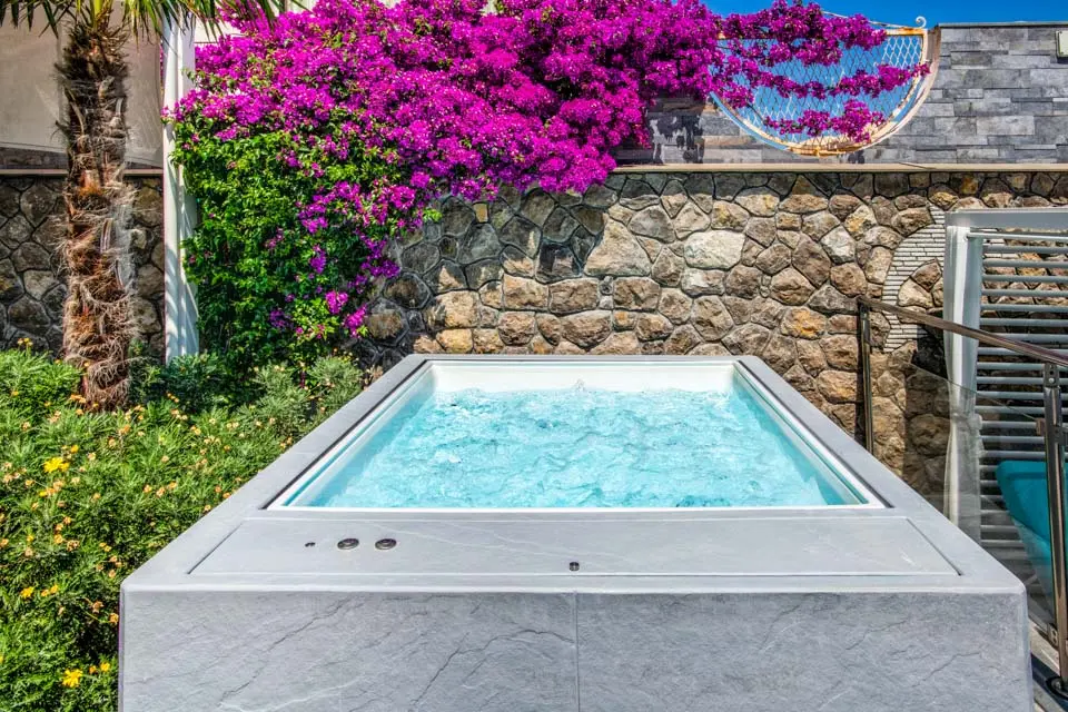 Villa Rockpool