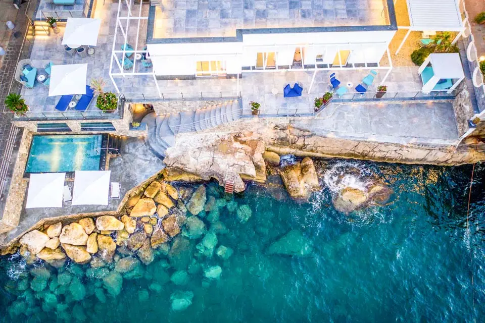 Villa Rockpool