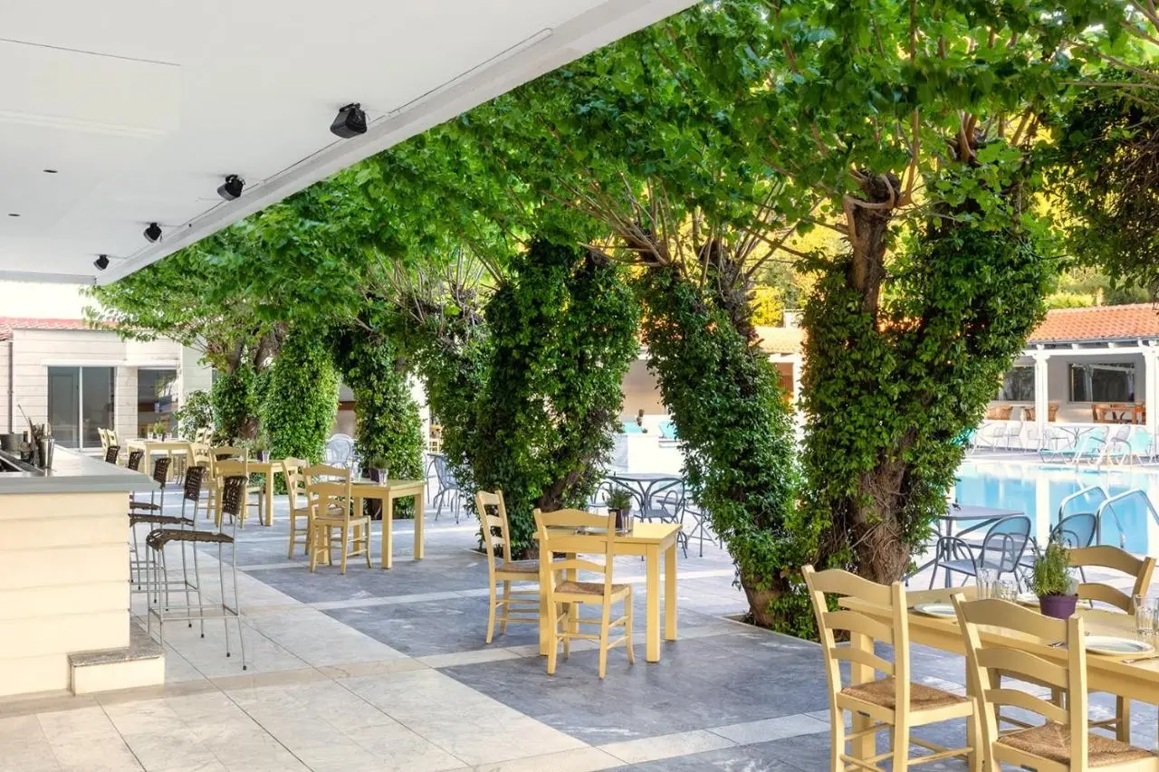 Sun Beach Hotel gallery image 2