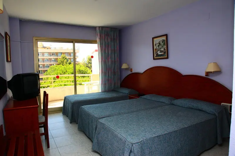 Salou Sunset by Pierre & Vacances (Formerly known as Playa de Oro) gallery image 9