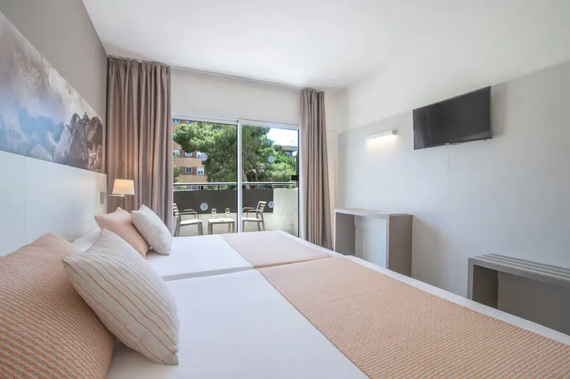 Salou Sunset by Pierre & Vacances (Formerly known as Playa de Oro) gallery image 12