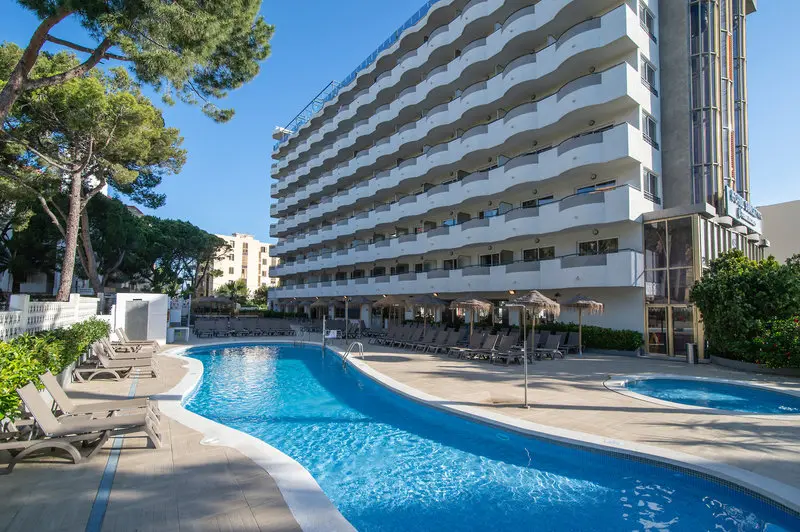 Salou Sunset by Pierre & Vacances (Formerly known as Playa de Oro) gallery image 1
