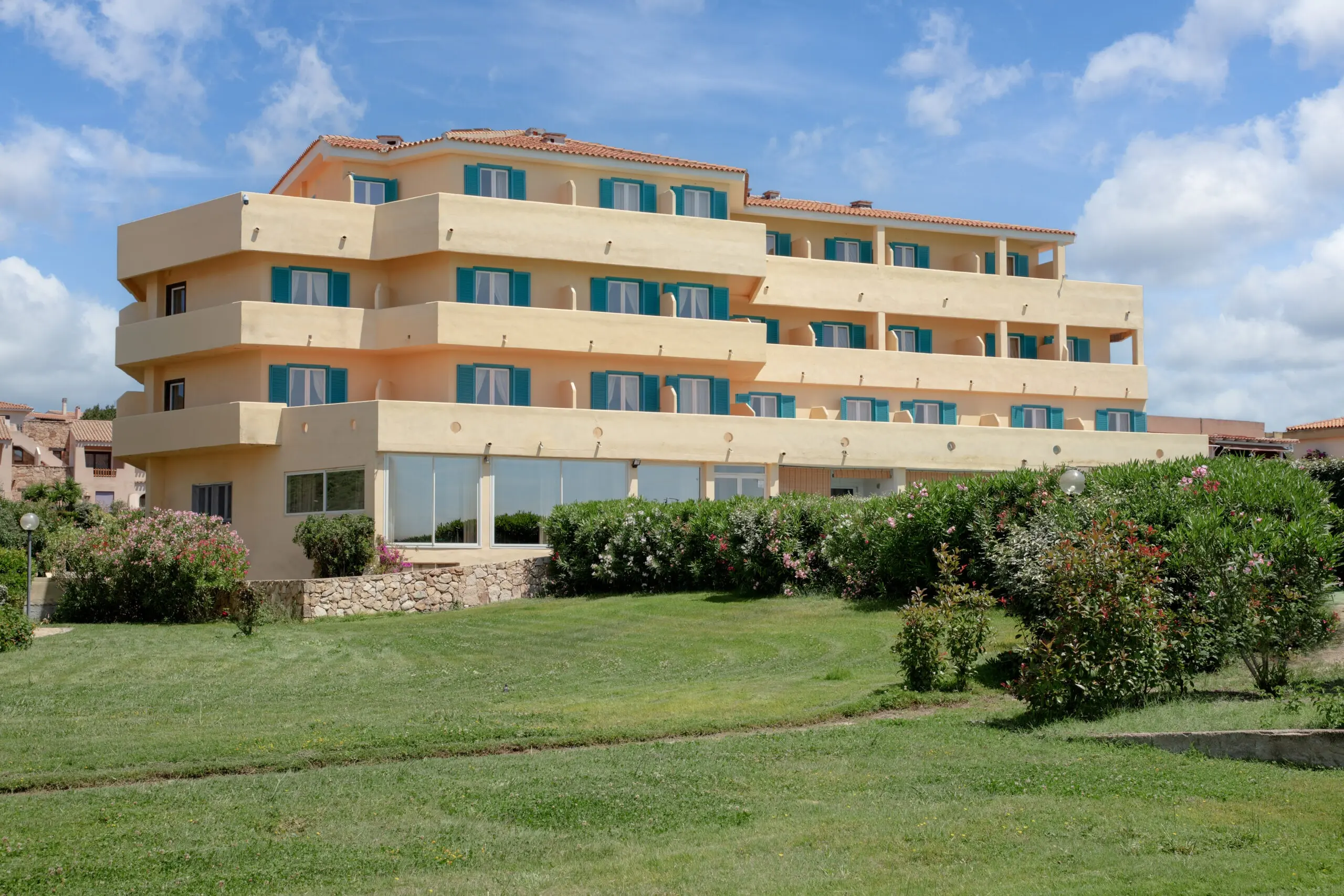 Castello Hotel gallery image 2