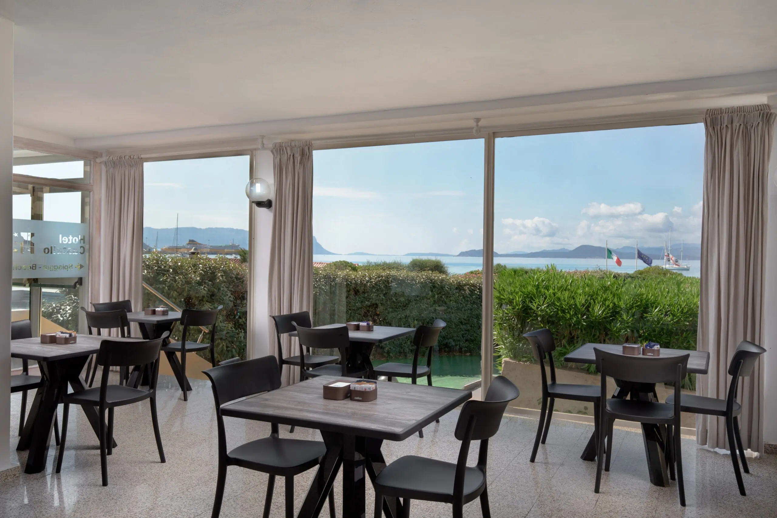 Castello Hotel gallery image 4