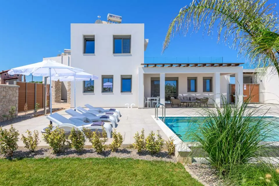 Villa Panaxia Akte